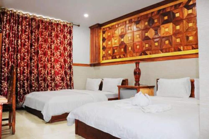 Room 21 of 38