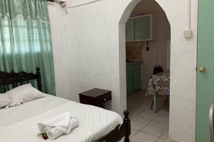 Room 30 of 43