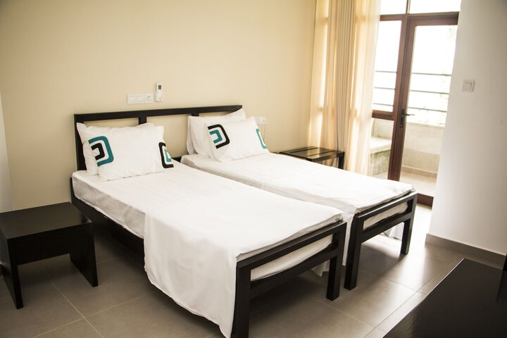 Room 13 of 86