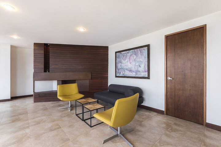Room 54 of 184