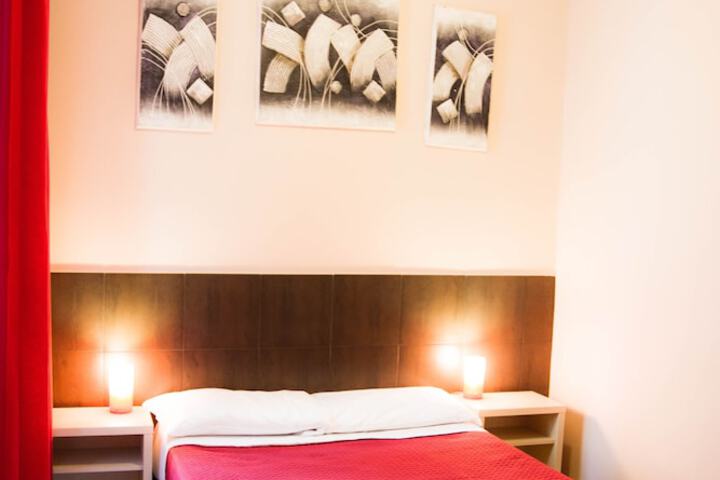 Room 5 of 41