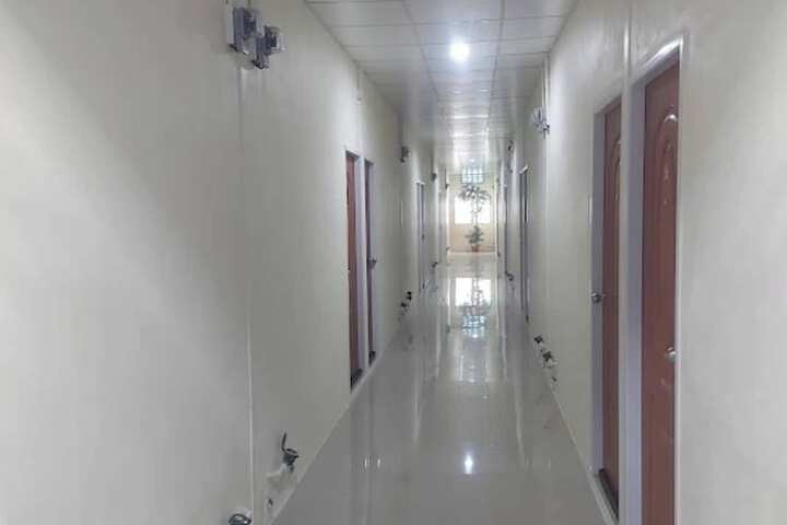 Room 2 of 17