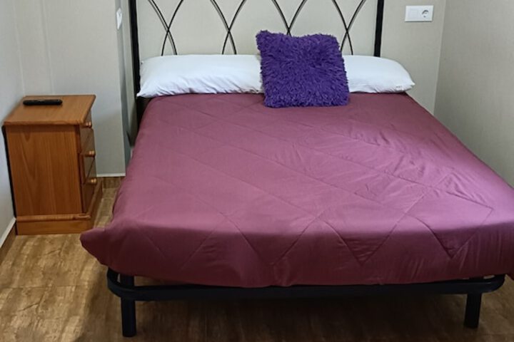 Room 2 of 38