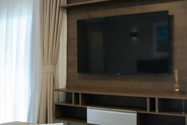 Room 3 of 44