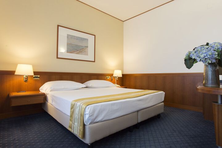 Room 16 of 67