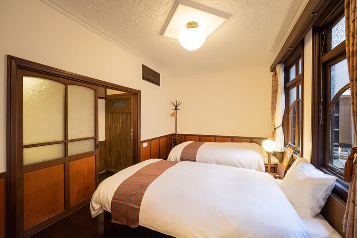 Room 6 of 58