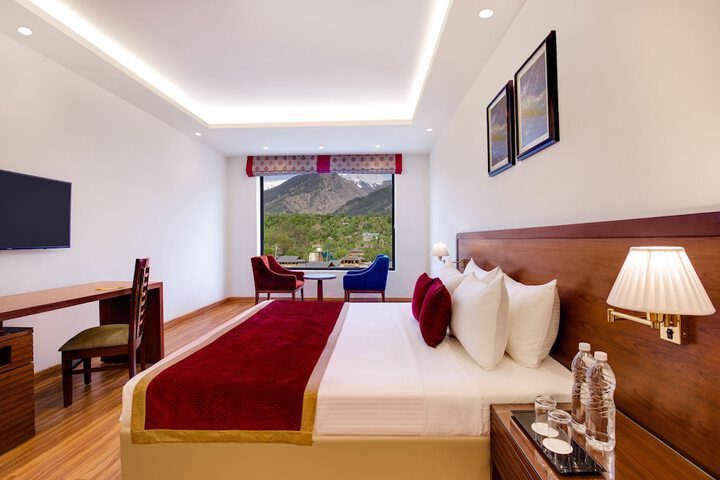 Room 17 of 45