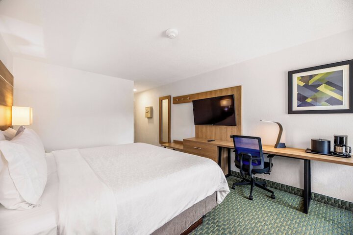 Room 55 of 125