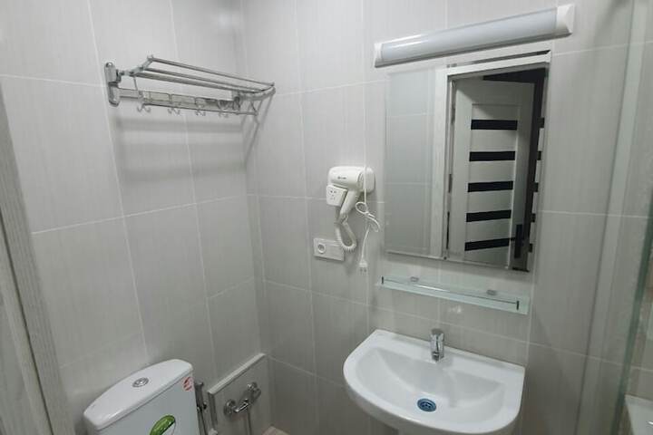 Room 10 of 15