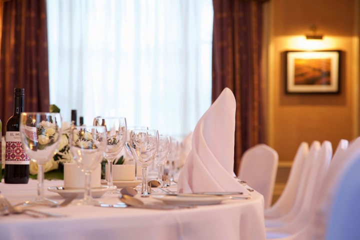 Ballroom/Hall 43 of 73