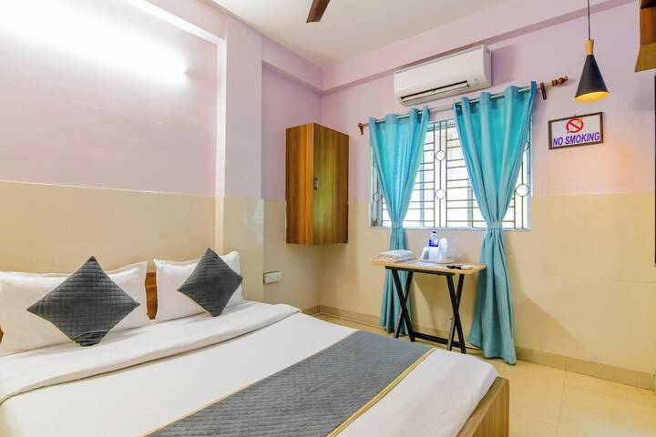 Room 5 of 11