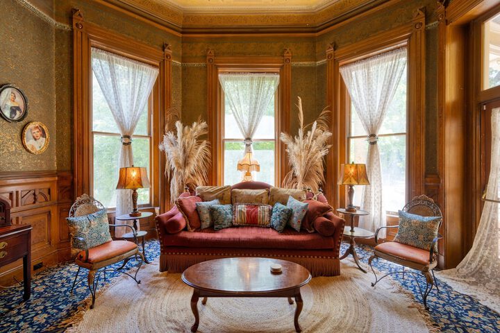 Hotel Interior 4 of 49