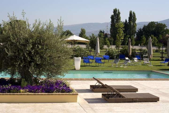 Hotel Pool