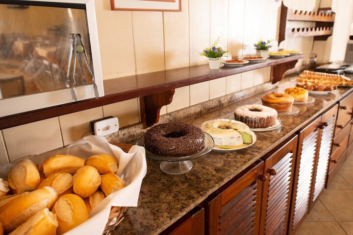 Breakfast/Coffee Service 123 of 166