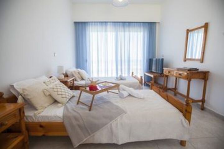 Room 5 of 28