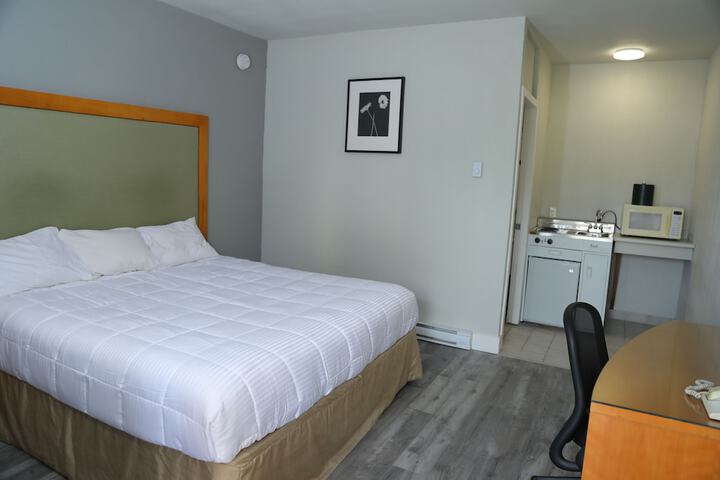 Room 6 of 36