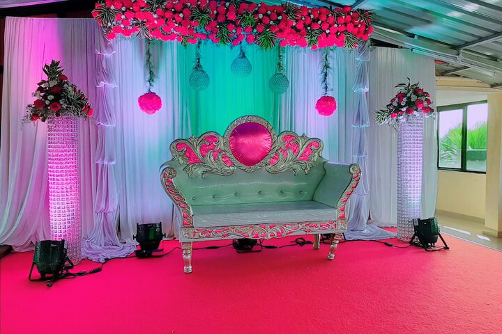 Ballroom/Hall 11 of 20