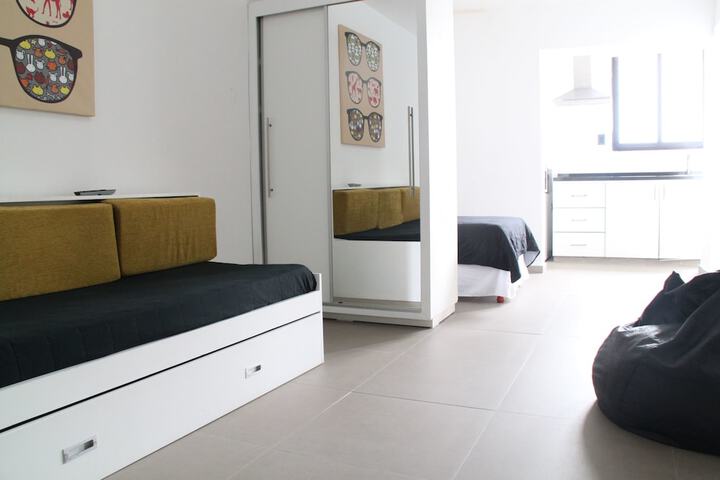 Room 20 of 102