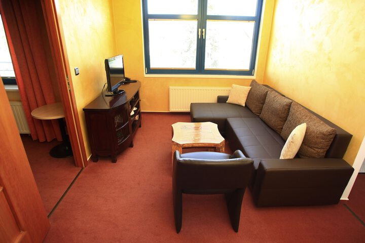 Room 15 of 39