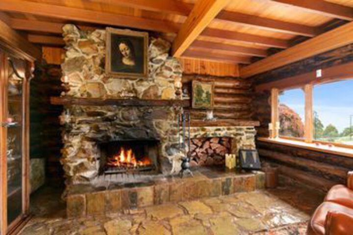 Hotel Interior 7 of 36