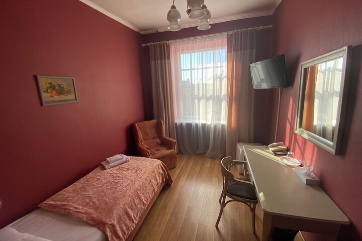 Room 229 of 272