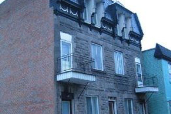 Exterior of Residence Jaktiva