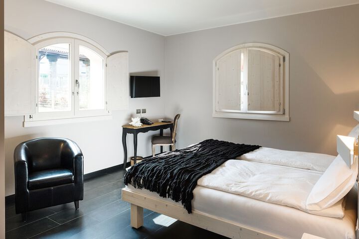 Room 10 of 67