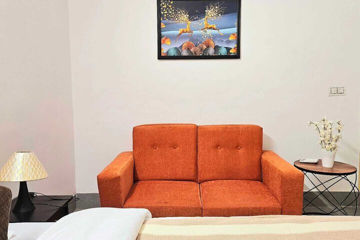 Room 2 of 51