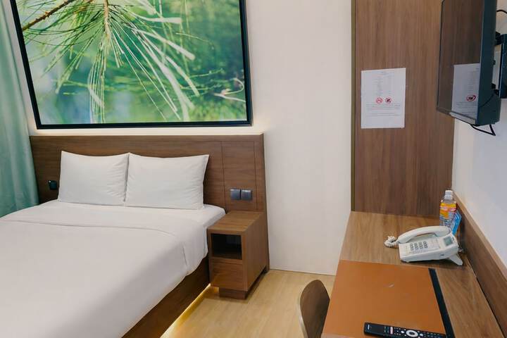 Room 41 of 74