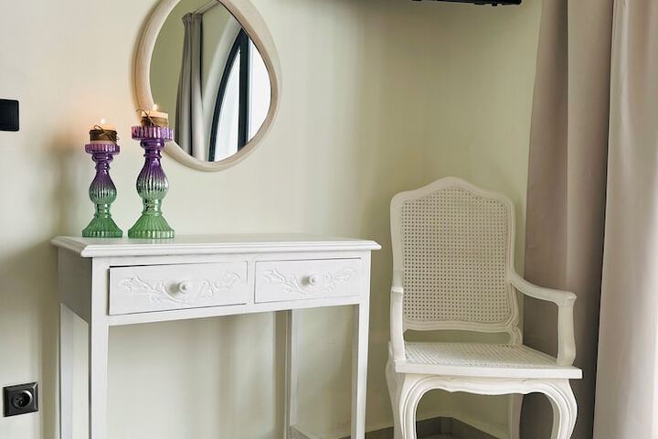 Room 5 of 45