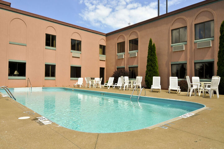 Pool 7 of 43