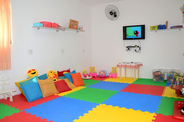 Childrens Activities 44 of 100