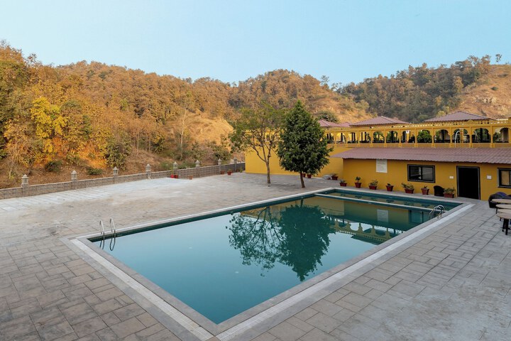 Pool 16 of 44