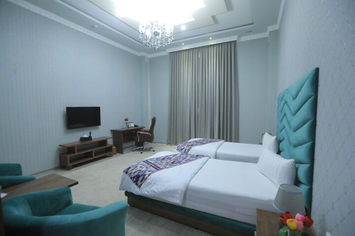 Room 25 of 62