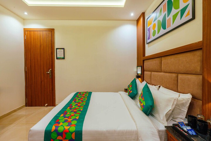 Room 30 of 54