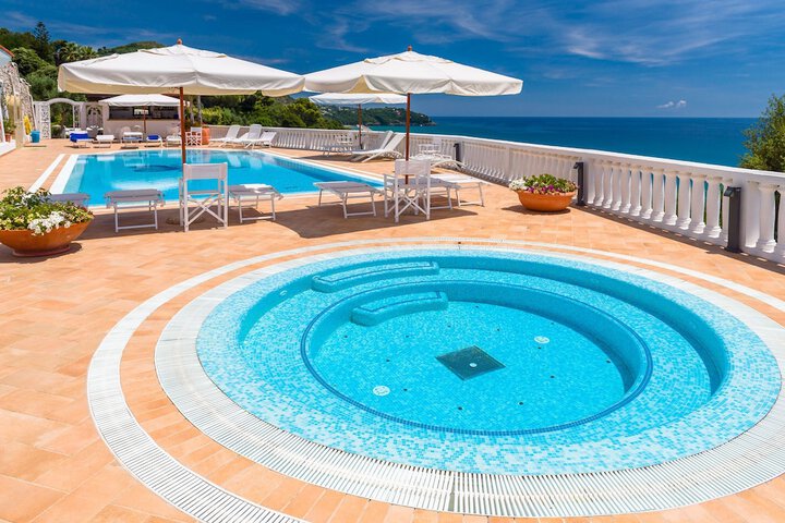 Pool 47 of 100