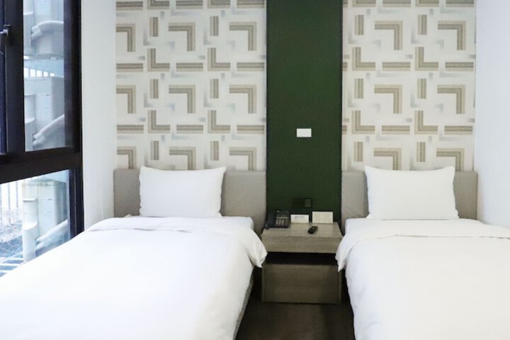 Room 40 of 117
