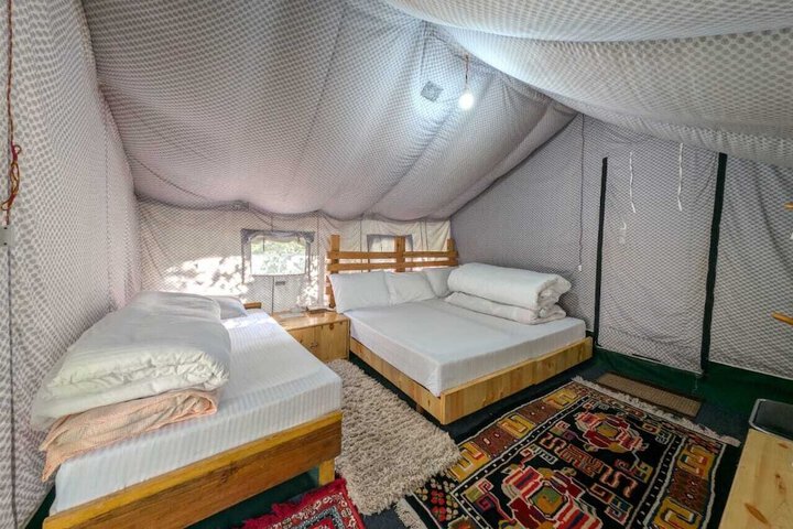 Room 6 of 23