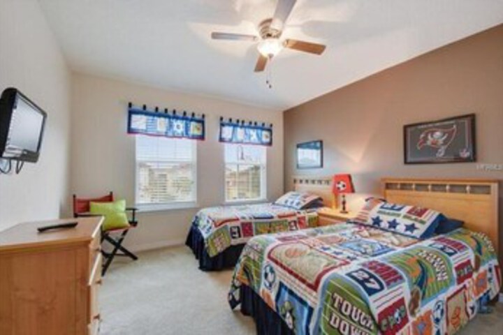 Room 17 of 19