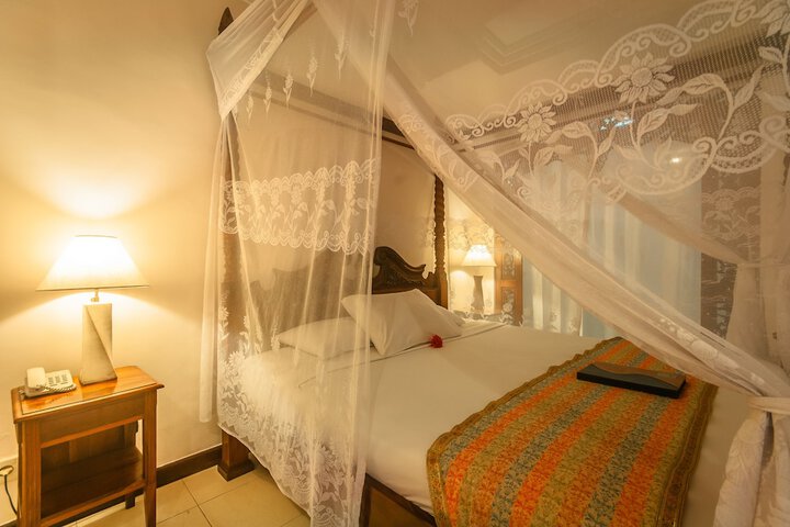 Room 13 of 60