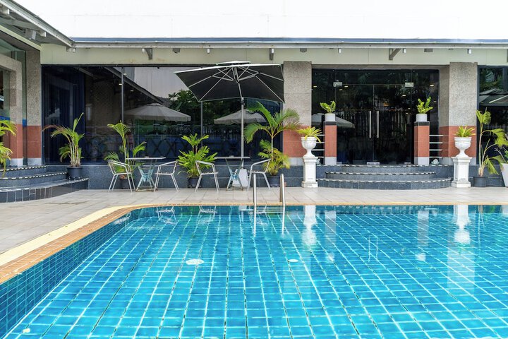 Pool 67 of 140