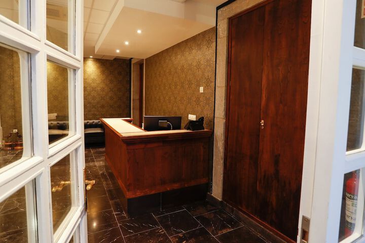 Hotel Interior 4 of 73