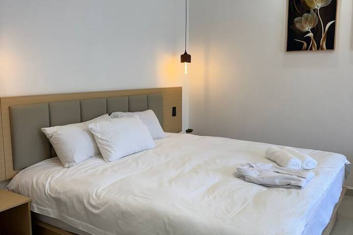 Room 73 of 339