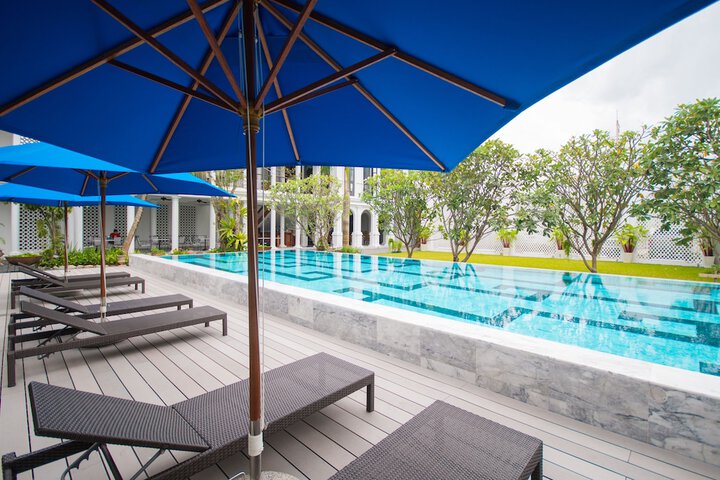 Pool 58 of 144