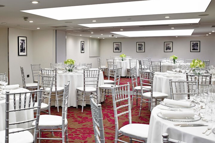 Ballroom/Hall 88 of 105