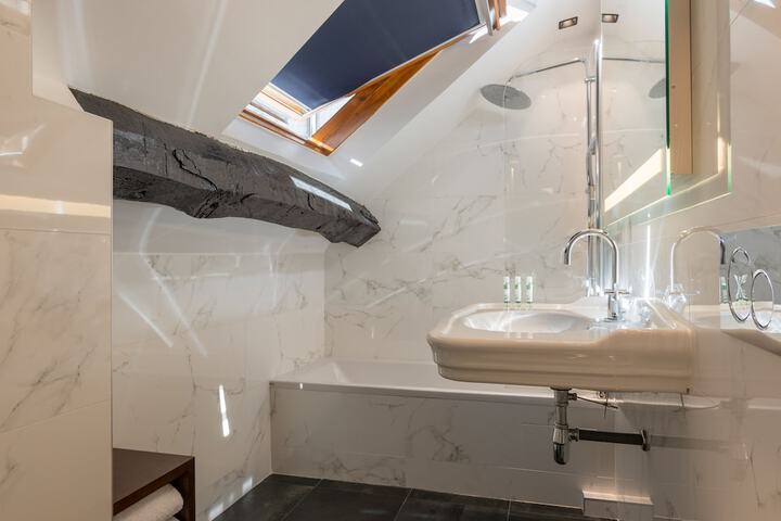 Bath Photo