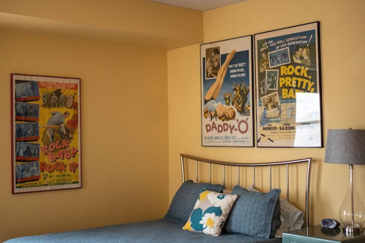 Room 4 of 107