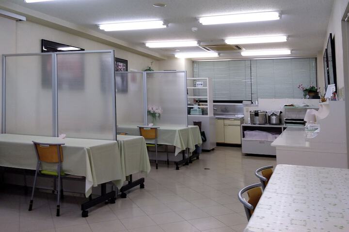 Dining Photos