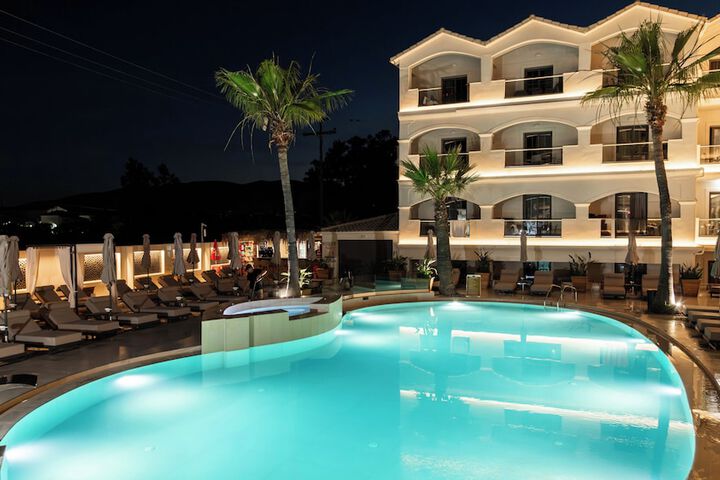 Hotel 194 of 198