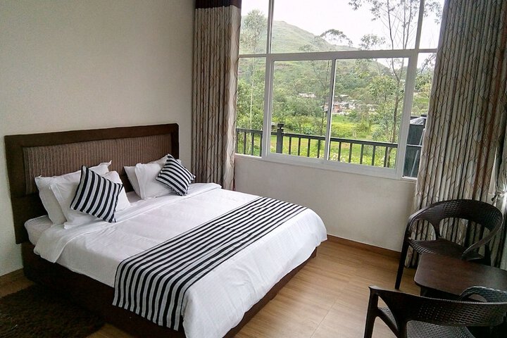 Room 3 of 86